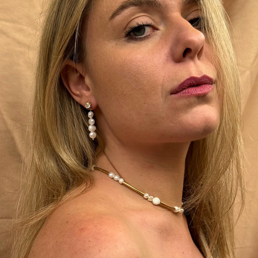 Τα Αδέσμευτα Σκουλαρίκια