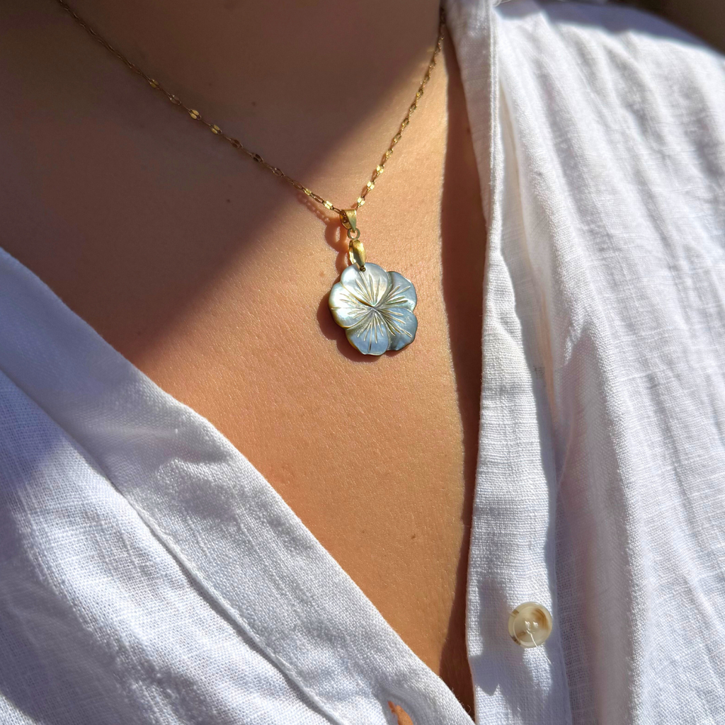 Κολιέ με άνθη κοχυλιών