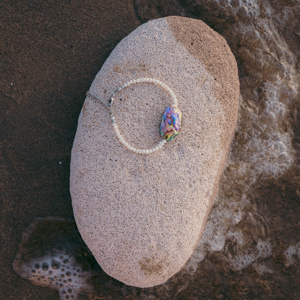 Meltemi abalone shell bracelet – Feminine Creatures