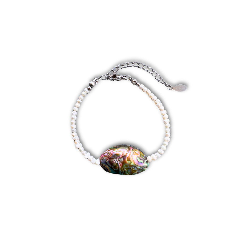 Meltemi bracelet close-up – Feminine Creatures