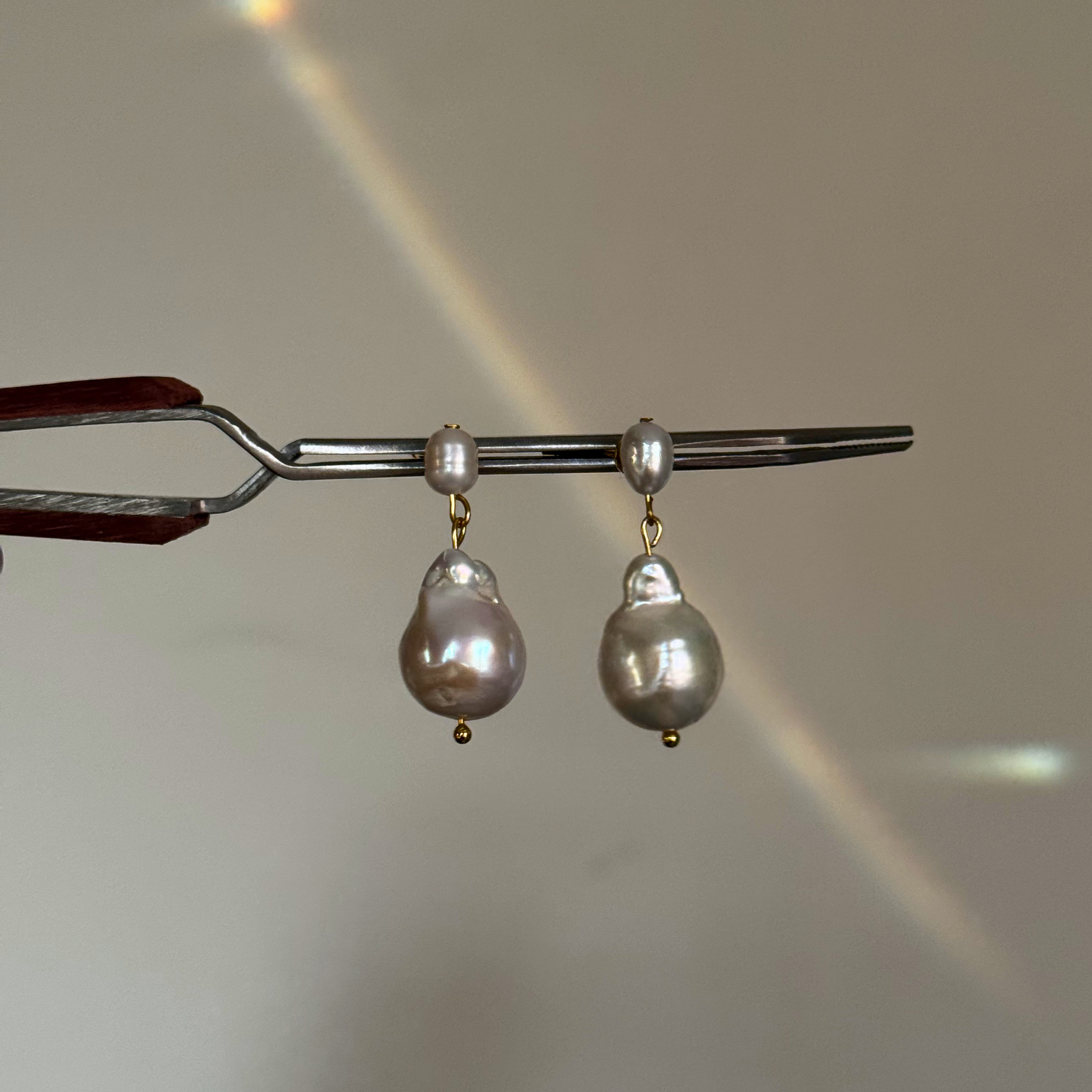 Handmade Genesis baroque pearl stud earrings – Feminine Creatures