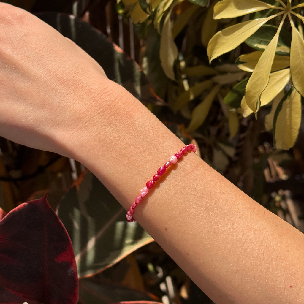 Handmade Eros red and pink pearl bracelet – Feminine Creatures