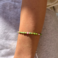 Pistachio Pearl bracelet with green and pink pearls – Feminine Creatures