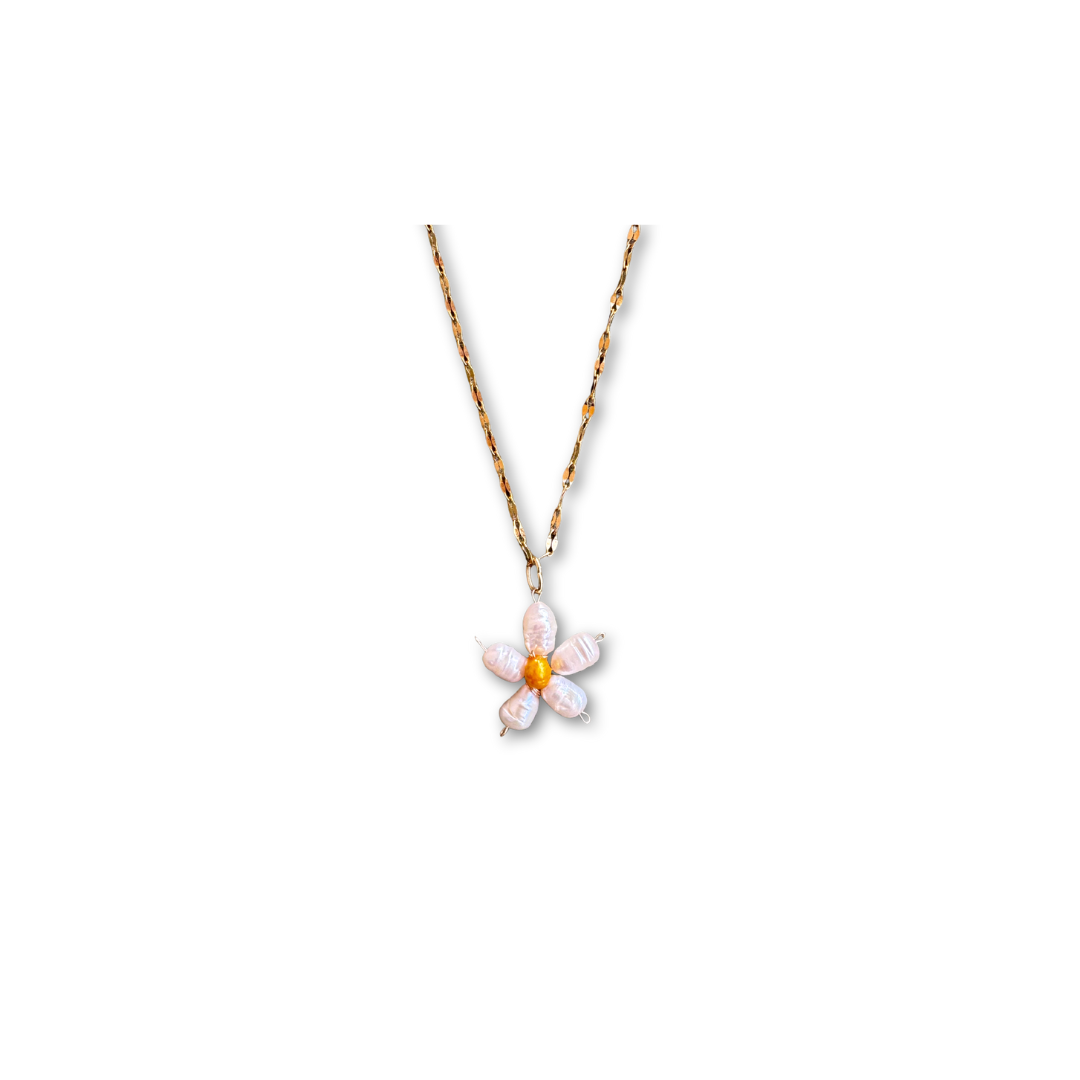 Το Κολιέ με Μαργαρίτα